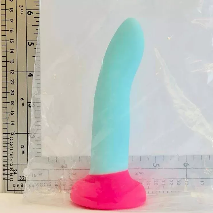 5.5" Electric Mint Silicone Dildo | Vault Sample