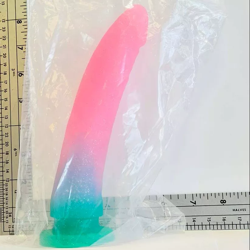 8.5" Melon Sparkle Silicone Dildo | Vault Sample