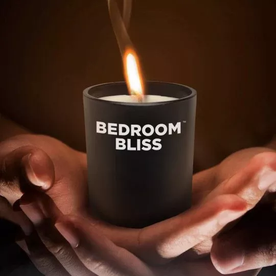 Bedroom Bliss Lover's Massage Candle - Vanilla