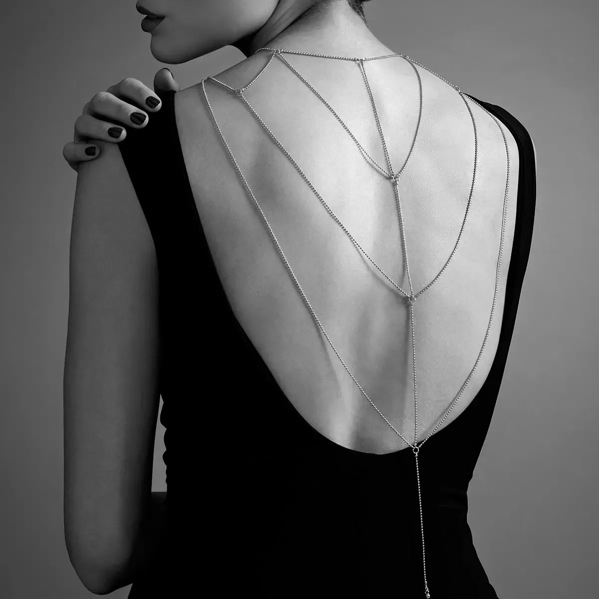 Magnifique Collection Cleavage Back Chain