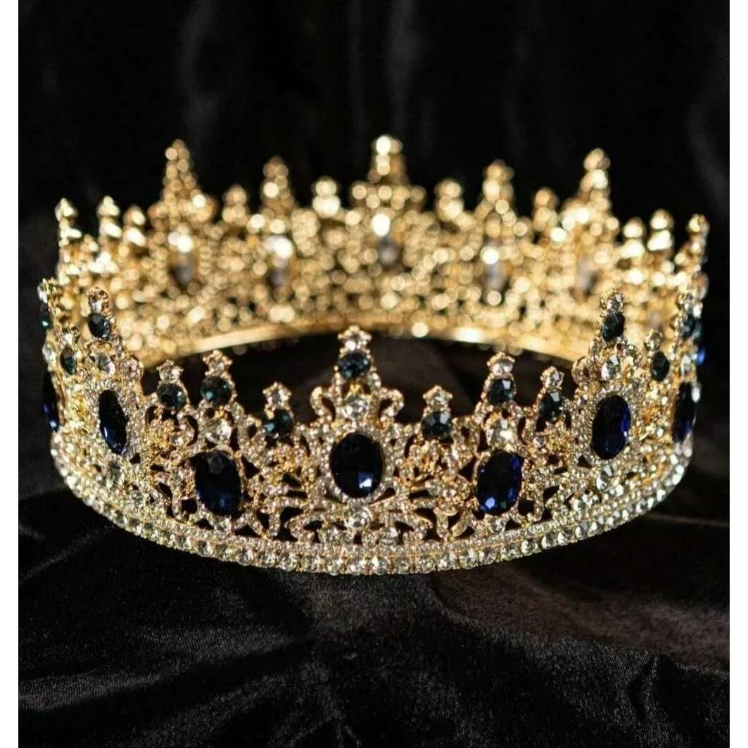 Onyx Studded King Crown