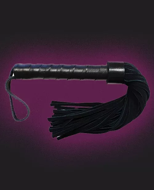 Rouge Short Suede Flogger