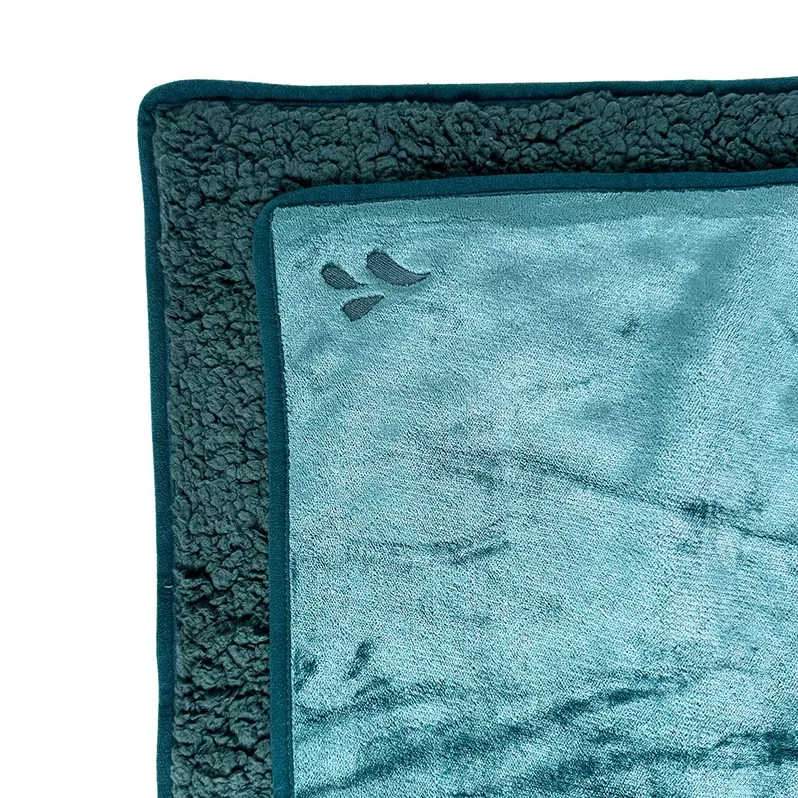 Splash Blanket The OG Luxury Waterproof Blanket Emerald Green